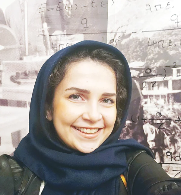 مهسا حسینیان