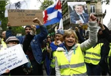 تظاهرات با عنوان جشنی برای ماکرون علیه سیاست های اقتصادی امانوئل ماکرون در فرانسه