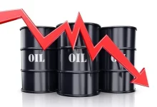 کاهش قیمت نفت به‌دلیل داده‌های ضعیف چین و افزایش عرضه اوپک