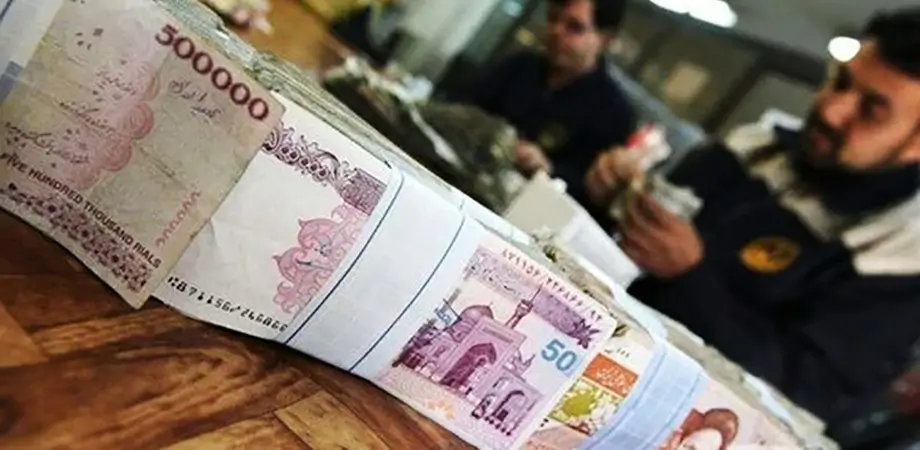 فشردگی معیشت کارگران و مطالبه ترمیم دستمزد نیمه دوم ۱۴۰۴