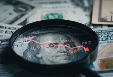 افزایش بدهی جهانی به ۱۱۱ تریلیون دلار در سال ۲۰۲۵