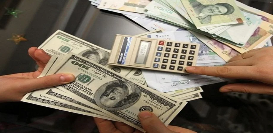 چرا قیمت دلار افزایش یافت؟ دلایل نوسانات اخیر ارز