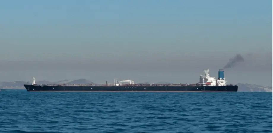 بارگیری نفت ایران سه برابر شد