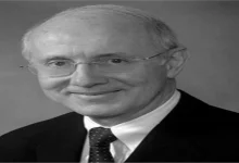 جوزف پی. نیوهاوس، معمار اقتصاد سلامت مدرن