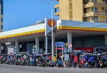 بسته شدن تنگه هرمز؛ بحران سوخت و تعطیلی در کشورهای آسیایی