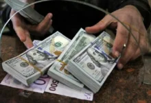 صرافی‌ها وارد بازار دلار توافقی شدند