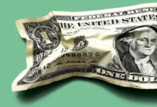کاهش ارزش دلار پس از افت تورم تولیدکننده آمریکا