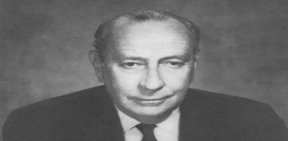 ویلیام جان فلنر اقتصاددان برجسته تورم و سیاست پولی